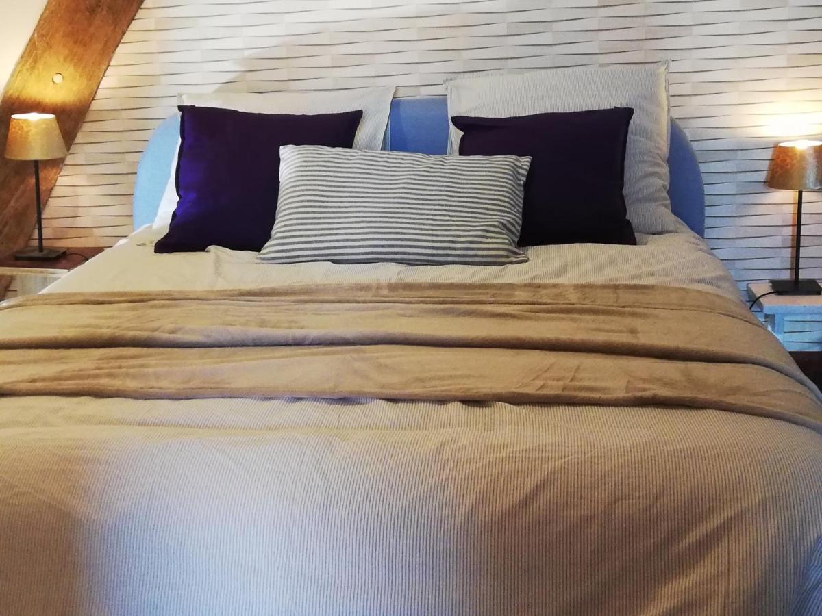 Le Monticule Bed & Breakfast Tardes Eksteriør bilde